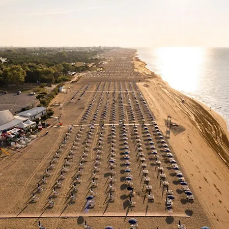 Rooftop Pool Retreat In Bibione